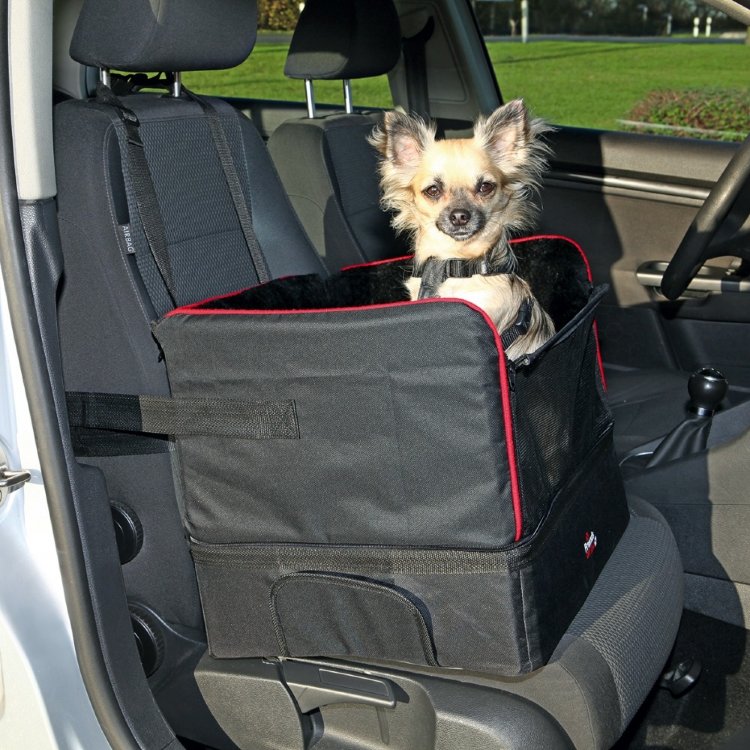 Место в авто для маленьких собак до 8 кг (Трикси)